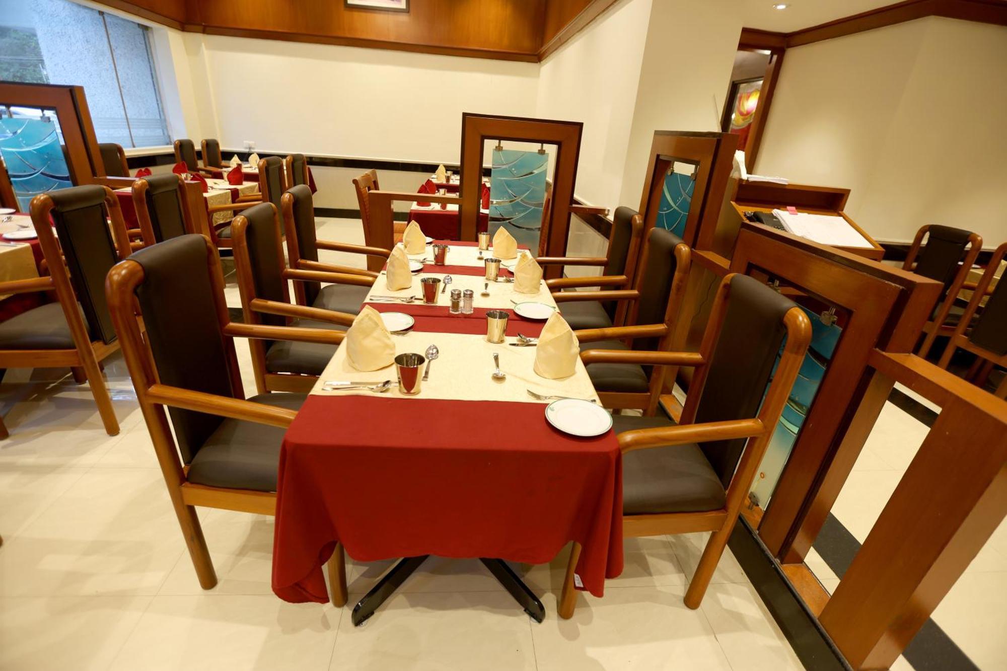 Breeze Residency Otel Tiruchirappalli Dış mekan fotoğraf