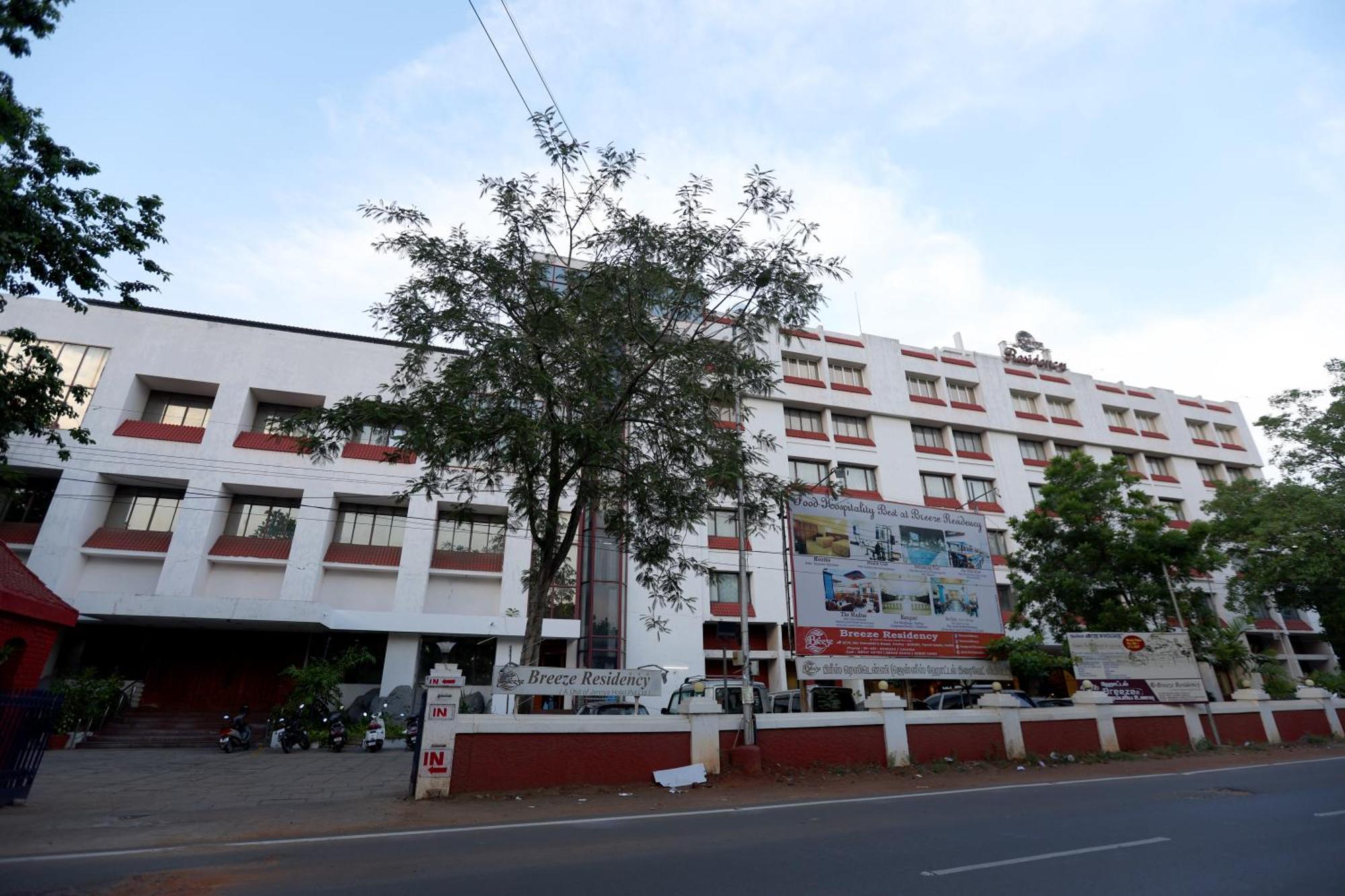 Breeze Residency Otel Tiruchirappalli Dış mekan fotoğraf